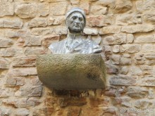 Флоренция. Бюст Данте