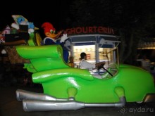 Про аттракционы и шоу.