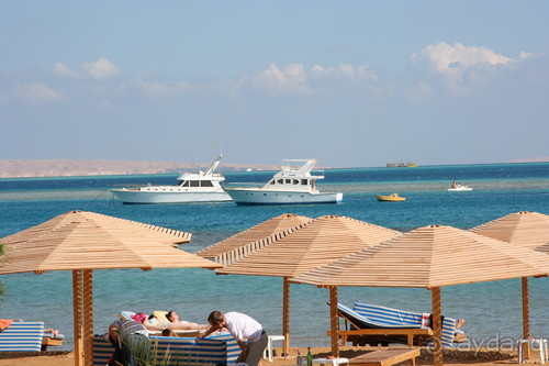 Мини-гольф - главная особенность этого отеля.