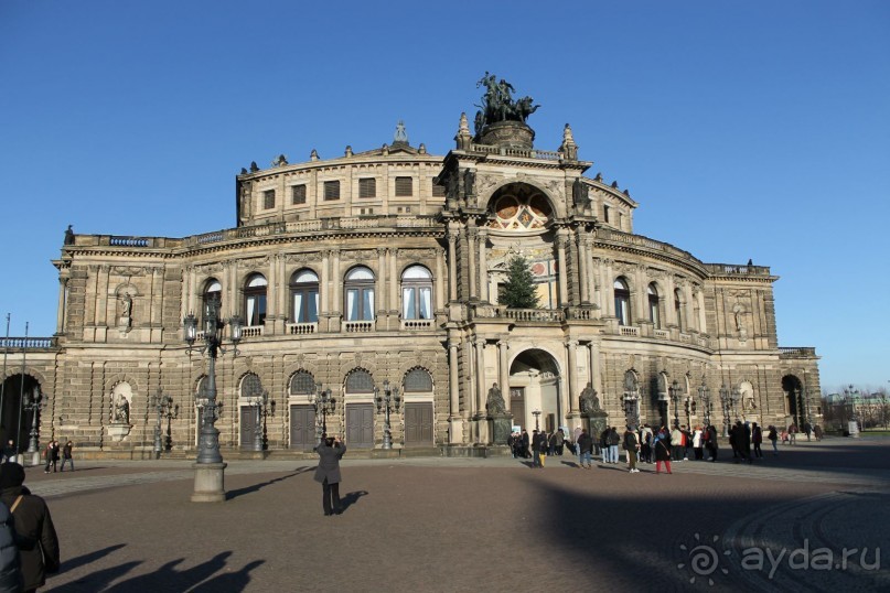 Восстающий из руин Дрезден.