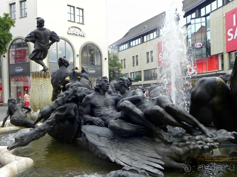 Фонтаны, кирхи  и … зайцы старого Нюрнберга (III).