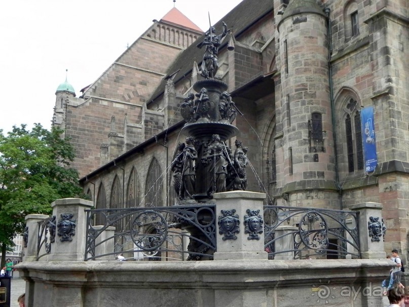 Фонтаны, кирхи  и … зайцы старого Нюрнберга (III).