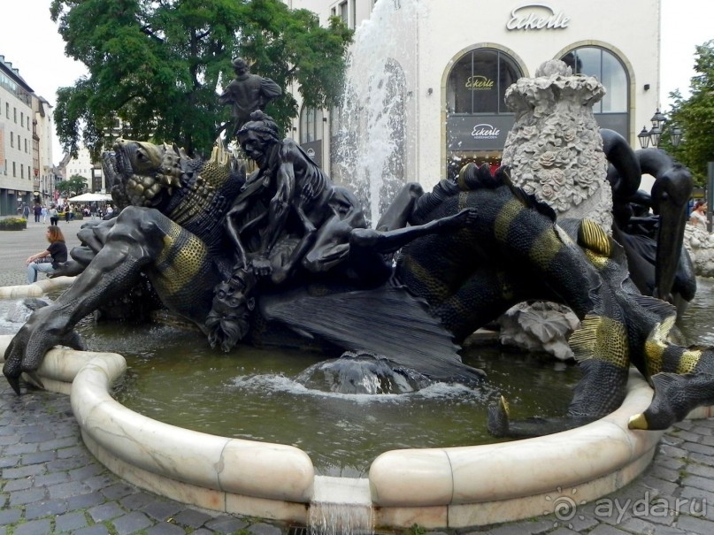 Фонтаны, кирхи  и … зайцы старого Нюрнберга (III).