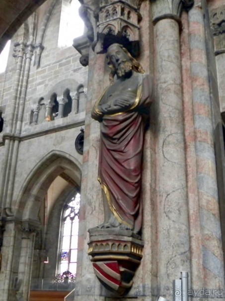 Фонтаны, кирхи  и … зайцы старого Нюрнберга (III).