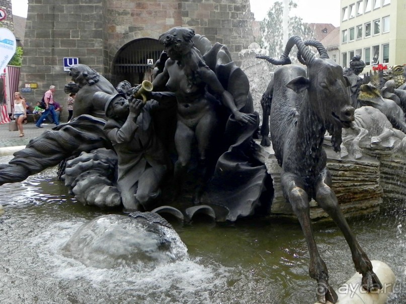 Фонтаны, кирхи  и … зайцы старого Нюрнберга (III).