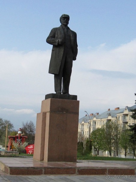 По малым гетманским городам в партизанский край