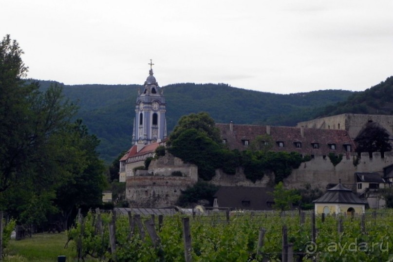 Дюрштайн. Голубая церковь