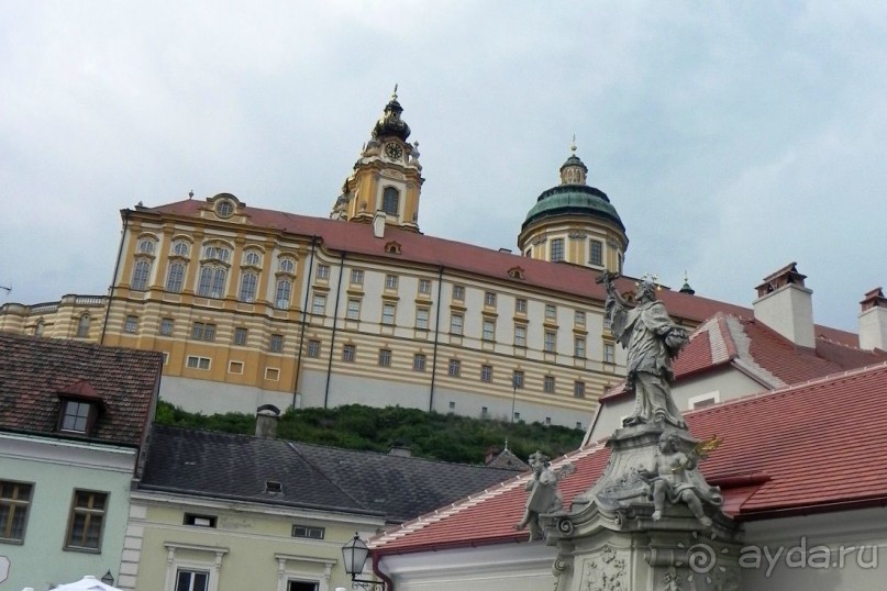 Доминанта Мелька- монастырь на горе