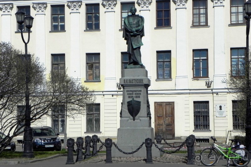 Петербург и Питер. Кронштадский полУ-день.(Ч.4)