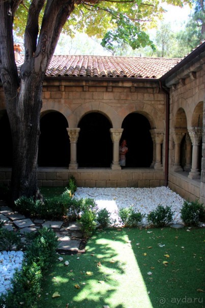 Испанская деревня 