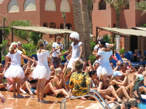 Игры в бассейне (Pool games)