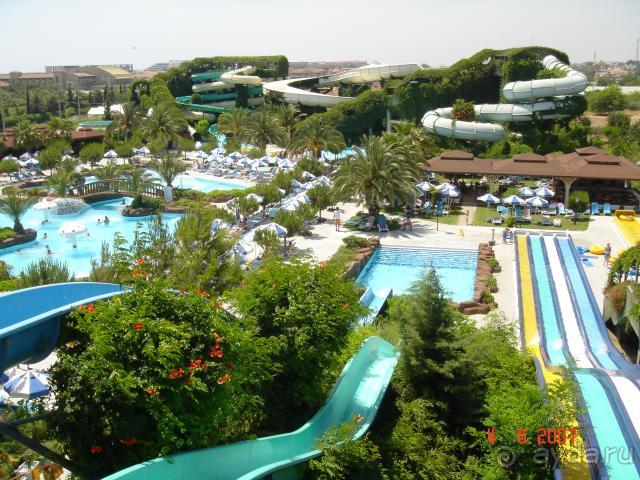 Часть аквапарка