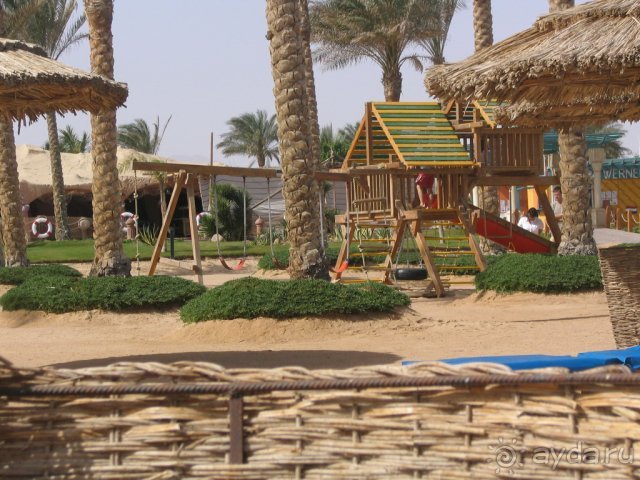 ...море далеко...