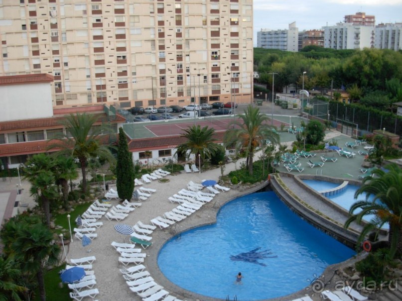 Хочется написать что-то хорошее, но не получается.