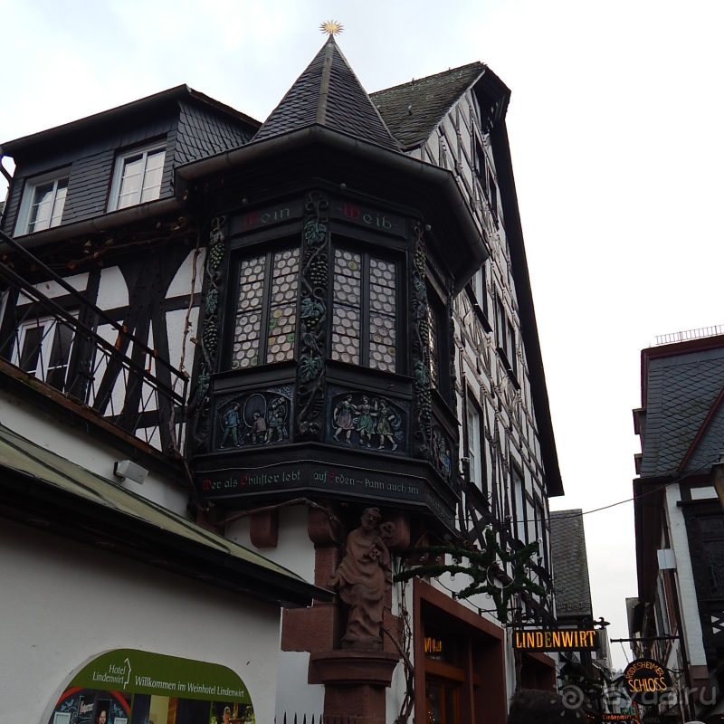 Рождественский базар в Рюдесхайме-на-Рейне