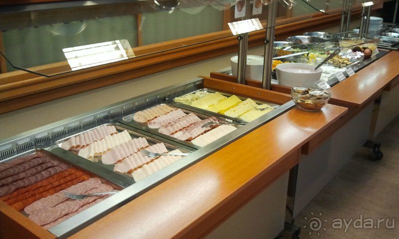 Параг. Отель Archibald City 4*. Завтрак.