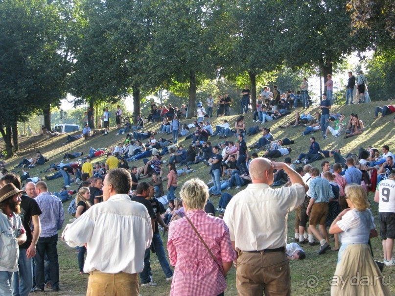 Октоберфест. Отдыхающие...