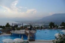 фото Utopia World Hotel