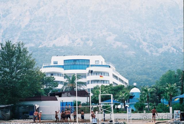 фото Catamaran Resort Hotel