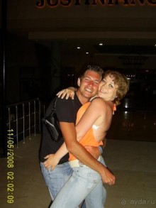 Отель хороший, но старенький.