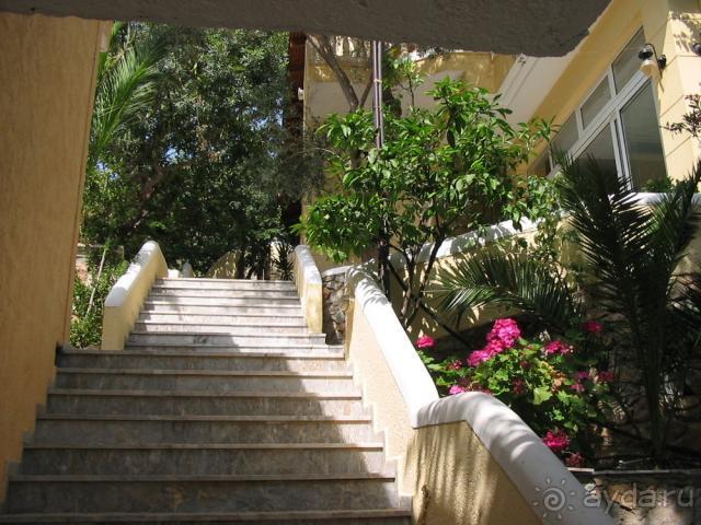 Bali Mare-лестница на территории