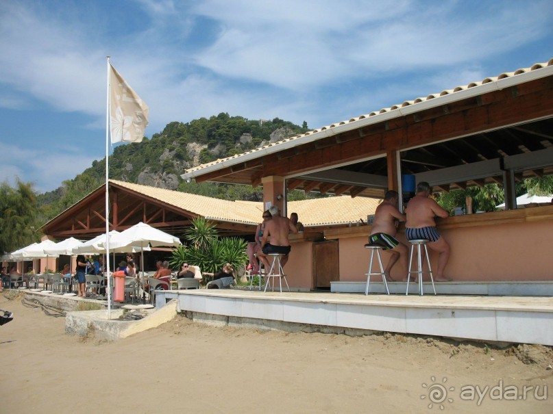 Бар на пляже