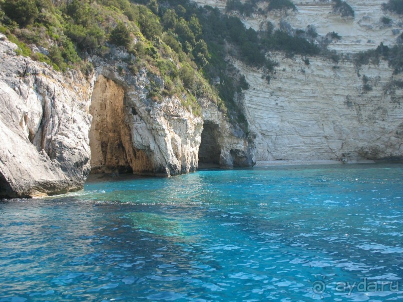 Гроты Антипакси