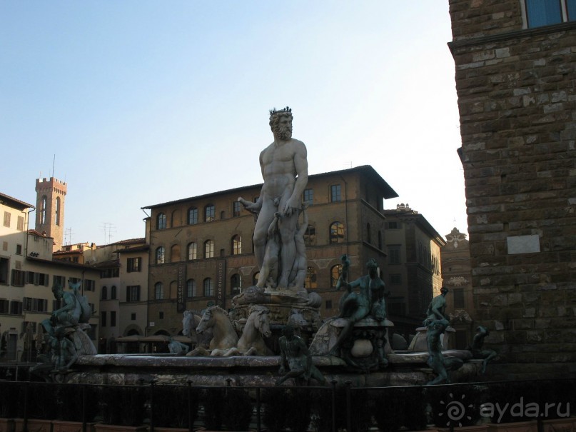 Из хорошего - только расположение