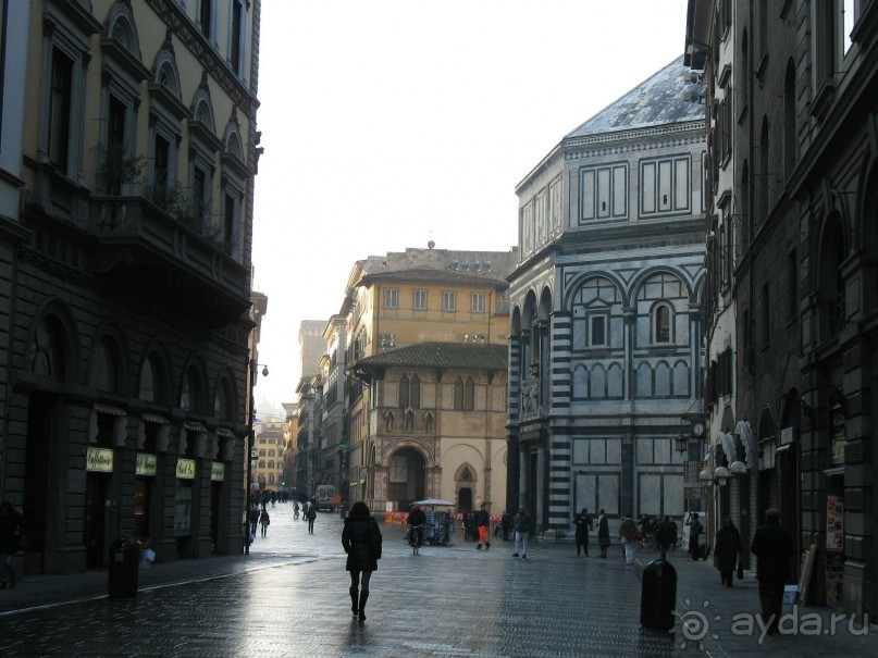 Из хорошего - только расположение