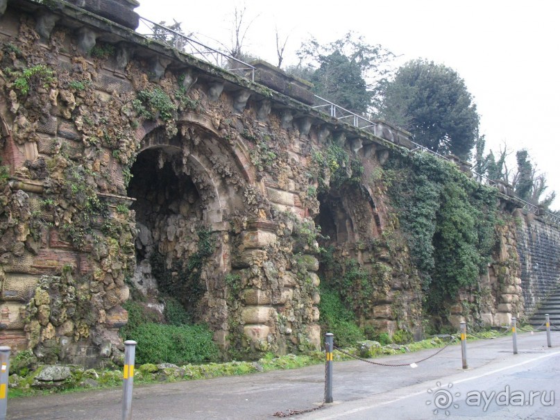 Из хорошего - только расположение