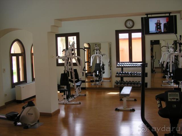 Смотря кто зачем едет!