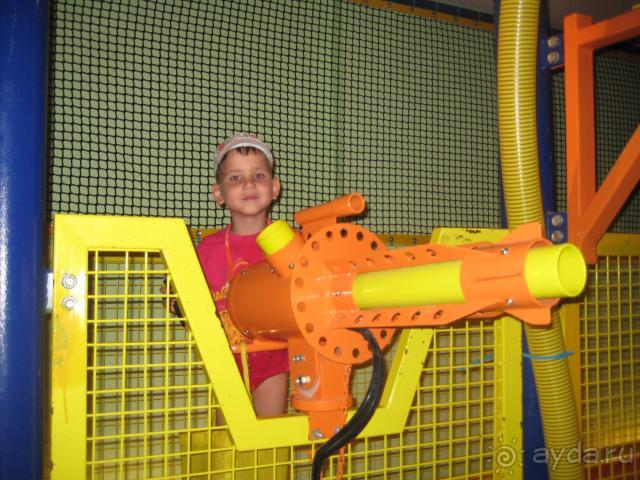  у отеля есть свои плюсы и минусы.