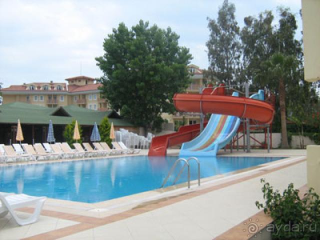 Хороший тихий отель для уставших путников.