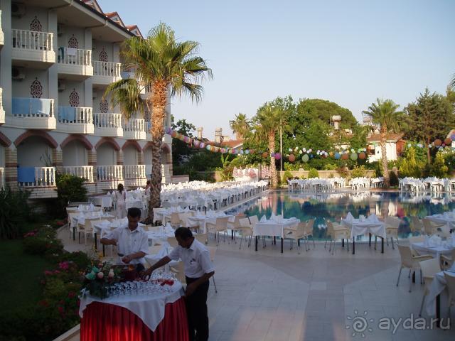 фото Larissa Sultans Beach