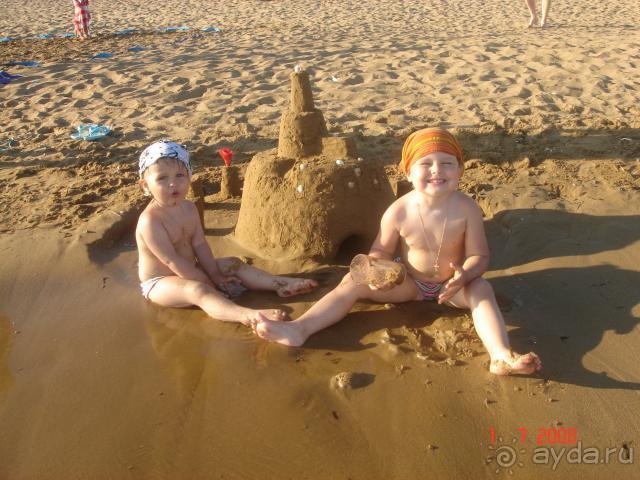 Ветхий советский пансионат, а не отель 5*!