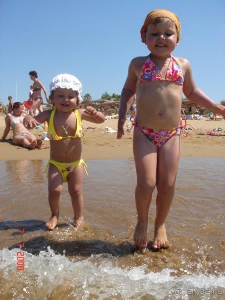 Ветхий советский пансионат, а не отель 5*!