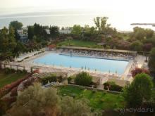 Вид с балкона бассейн