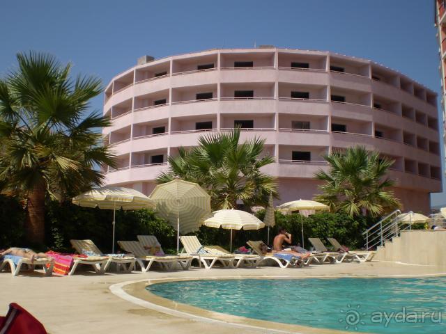 Современнный и уютный отель