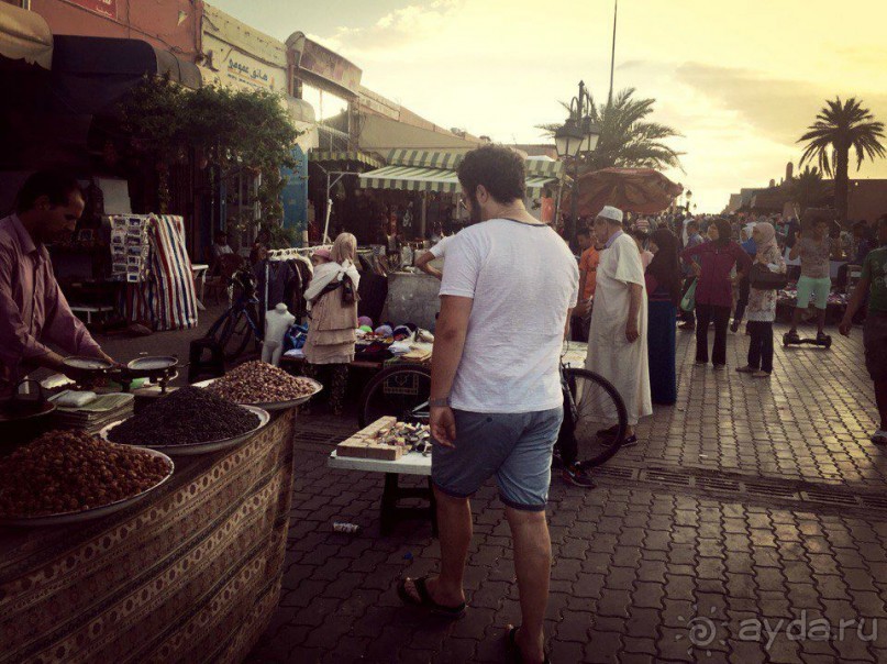 Альбом отзыва "Почему Марокко?"