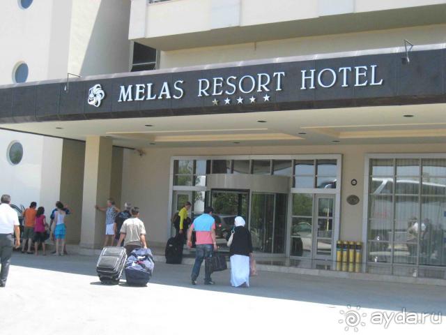 Неплохой отель без моря.