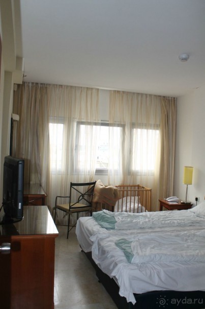 А позиционирует себя, как 4*