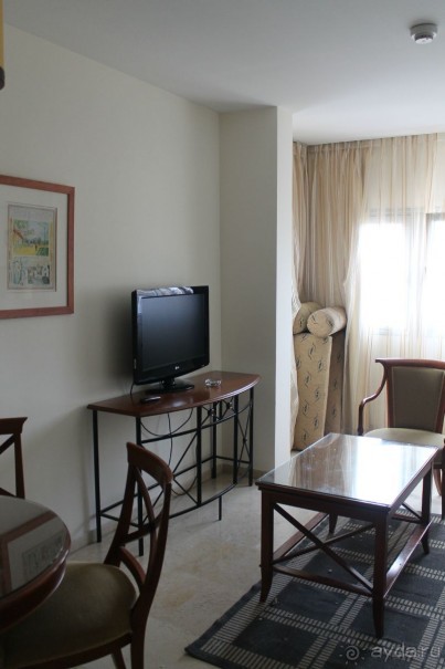 А позиционирует себя, как 4*