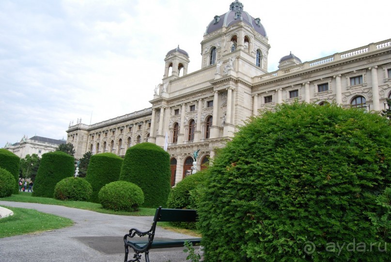 Праздник души и живота + средневековье.