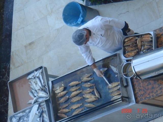  Серенький отель в красивой упаковке.