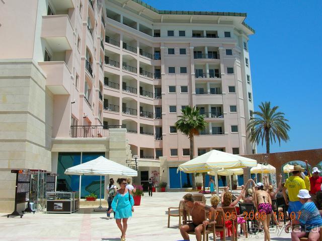 фото Larissa Sultans Beach