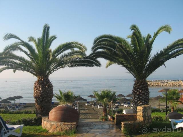 Тихий, спокойный, красивый.