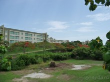 нормальный отель с отличным пляжем