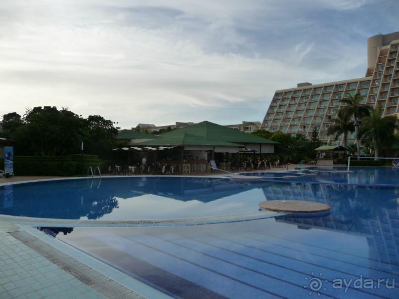 нормальный отель с отличным пляжем