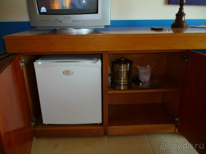 нормальный отель с отличным пляжем