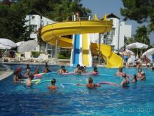 Анимация в бассейне